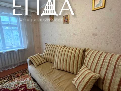 квартира по адресу Юрия Краснокутского ул., 1