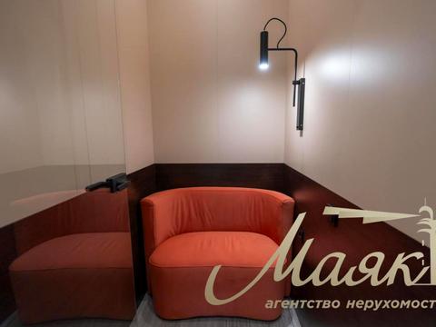 комерційна за адресою Антоновича вул. (Горького), 3