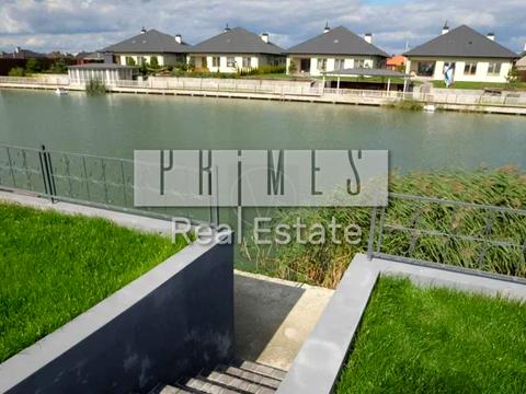 будинок за адресою міжеріччя