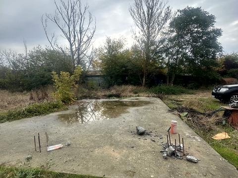 ділянка за адресою с. Молодіжне, Берегова, 1