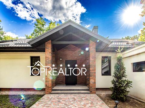 будинок за адресою Лісна