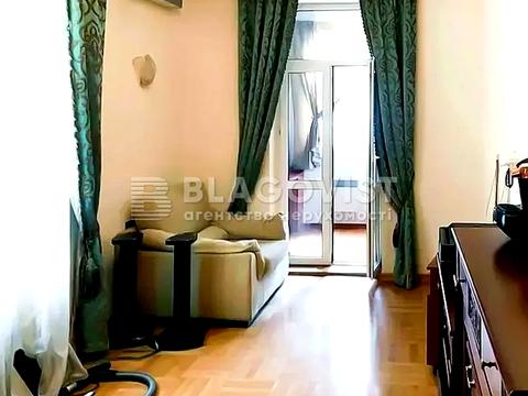 квартира за адресою Катерини Білокур вул., 6