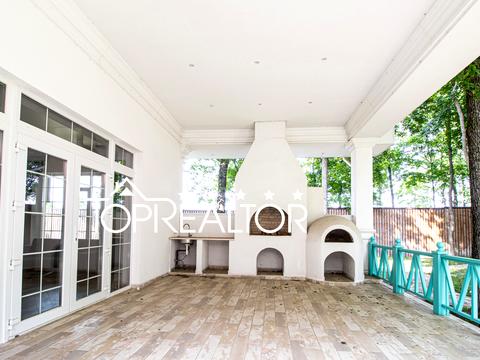 будинок за адресою Лісна