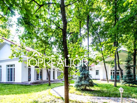 будинок за адресою Лісна