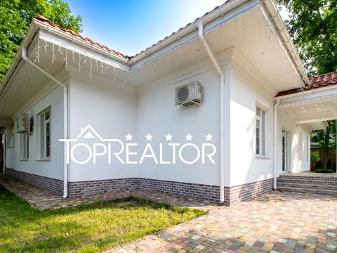 будинок за адресою Лісна