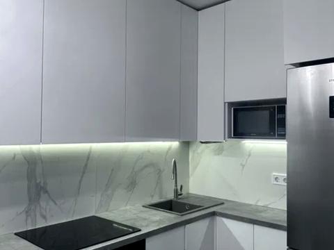 квартира за адресою Роксоляни вул., 12