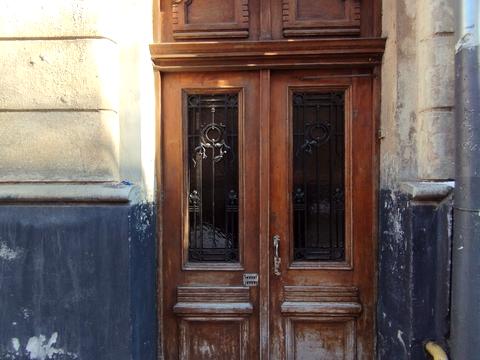 квартира за адресою Миколи Леонтовича вул., 10