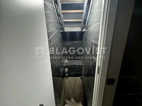 дом по адресу Космонавтів, 1