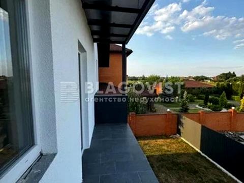 дом по адресу Космонавтів, 1