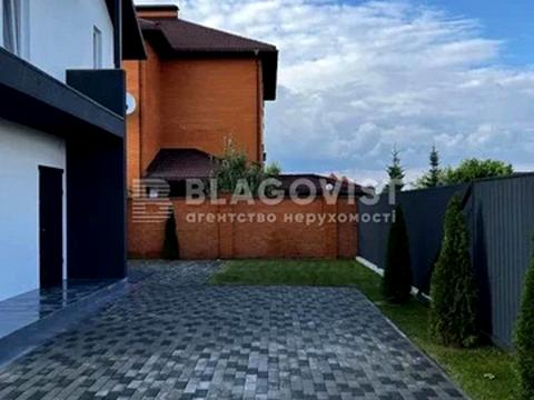 дом по адресу Космонавтів, 1