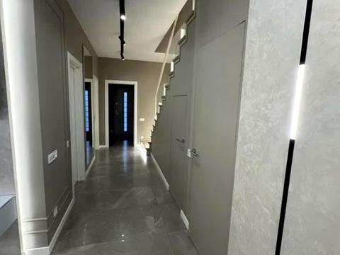 будинок за адресою с. Петропавлівська борщагівка, Соборна