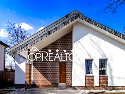 будинок за адресою Лісна