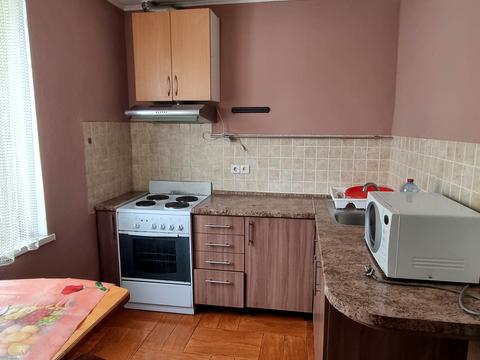 квартира за адресою Анни Ахматової вул., 4