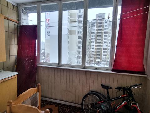 квартира за адресою Анни Ахматової вул., 4