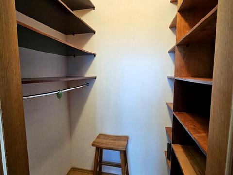 квартира за адресою Молдовська вул. (Молдавська), 2