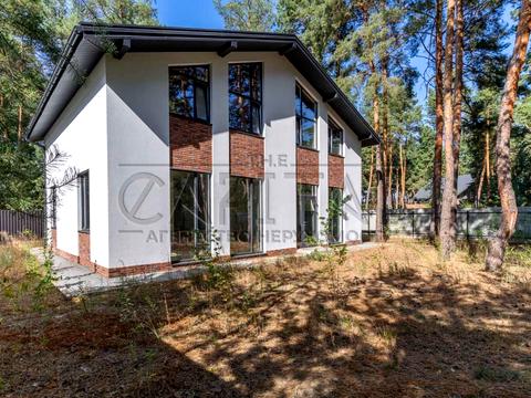 будинок за адресою Андрія Верхогляда