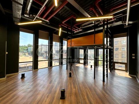 комерційна за адресою Велика Васильківська вул. (Червоноармійська), 72