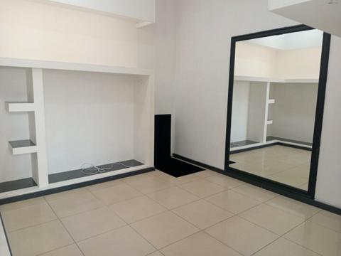 комерційна за адресою Шота Руставелі вул., 21