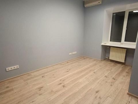 комерційна за адресою Рогнідинська вул., 1/13