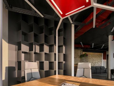 комерційна за адресою Кловський узвіз (Кловський), 7a