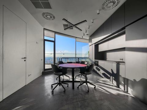 комерційна за адресою Кловський узвіз (Кловський), 7a