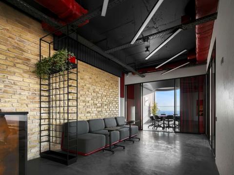 комерційна за адресою Кловський узвіз (Кловський), 7a