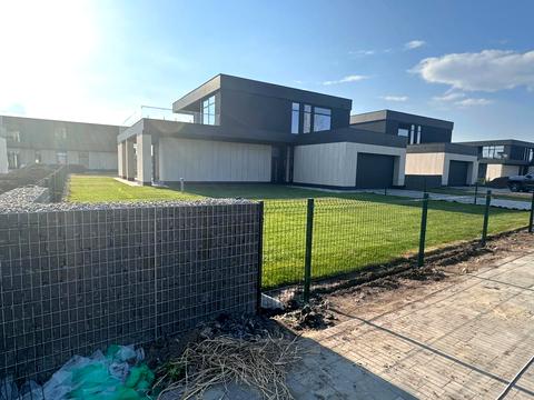 дом по адресу Александра Ермакова ул.