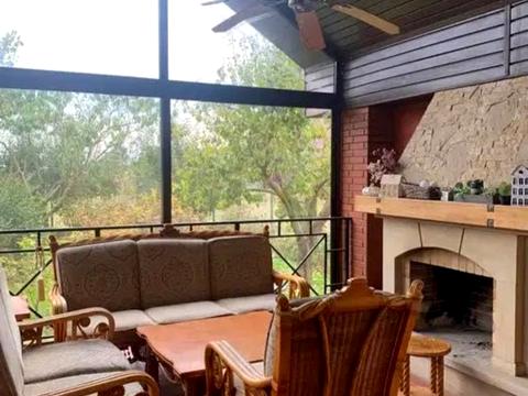 будинок за адресою Виноградна вул.