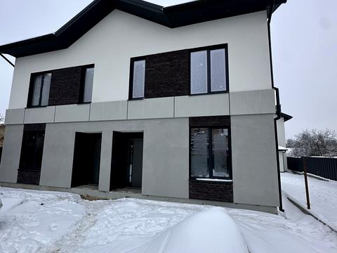 дом по адресу Українська ул.