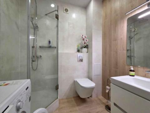 квартира за адресою Богдана Хмельницького просп. (Героїв Сталінграда), 3