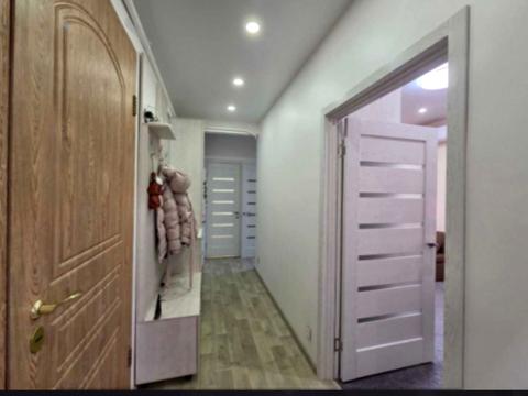 квартира за адресою Богдана Хмельницького просп. (Героїв Сталінграда), 3