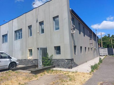 комерційна за адресою Чорних Запорожців вул. (Бориса Кротова), 4