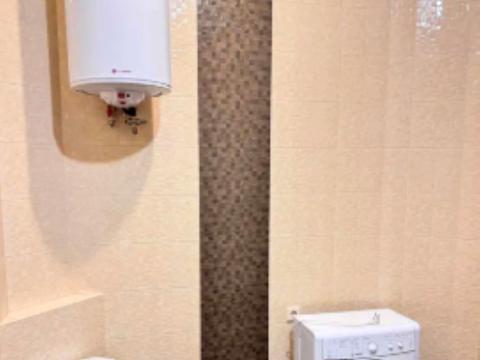 квартира за адресою Дніпро, Дмитра Яворницького просп. (Карла Маркса), 72-Б