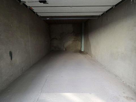 паркоместо по адресу Высочана ул., 8