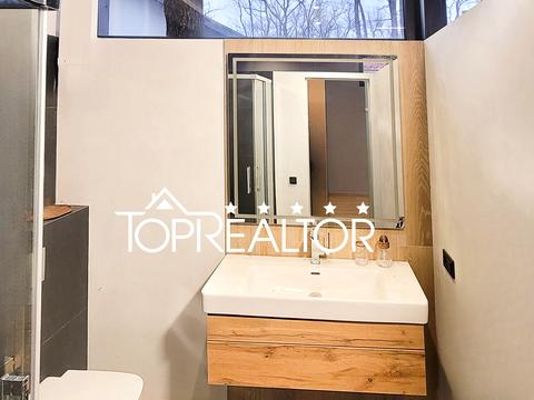 будинок за адресою Лісна