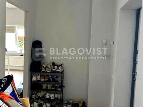 будинок за адресою Павла Тичини вул., 1