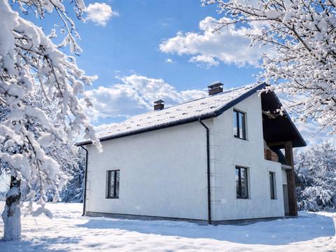 будинок за адресою Центральна вул. (Комсомольська)