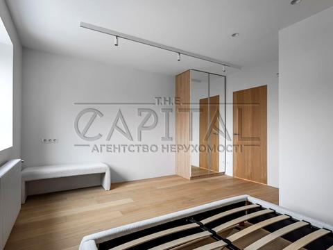 будинок за адресою Київська вул., 1