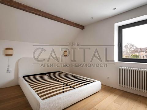 будинок за адресою Київська вул., 1