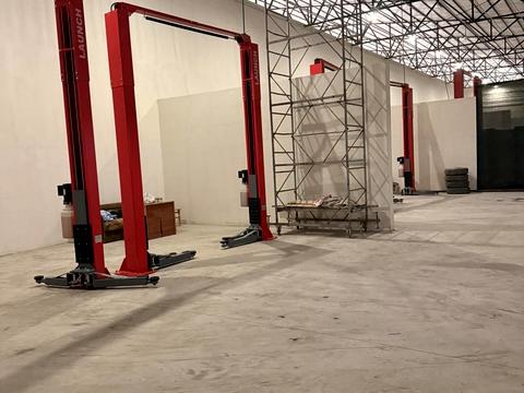 комерційна за адресою миру, 72