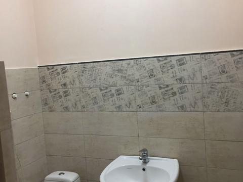 комерційна за адресою Жулянська вул., 1-А