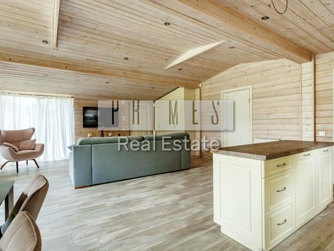 будинок за адресою Жовтнева вул.