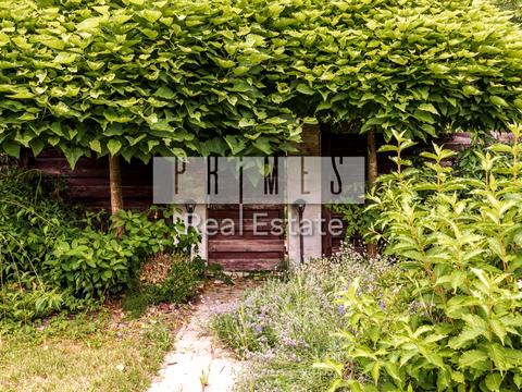 будинок за адресою Жовтнева вул.