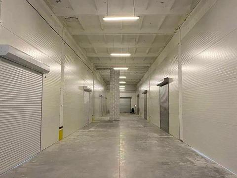 коммерческая по адресу Амосова ул., 4