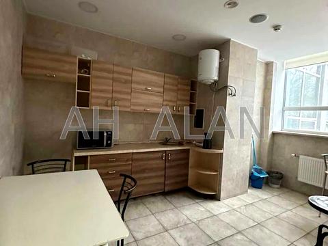 комерційна за адресою Київ, Миколи Василенка вул., 7