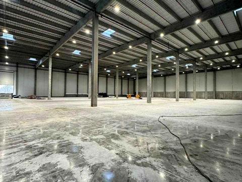 комерційна за адресою с. Святопетрівське, Центральна вул., 10