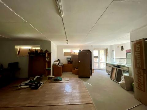 комерційна за адресою Антіна Манастирського вул. (), 2