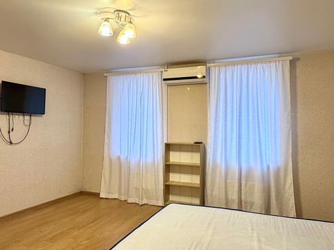 квартира за адресою Менделєєва вул., 12