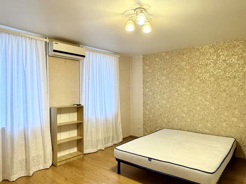 квартира за адресою Менделєєва вул., 12