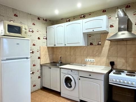 квартира за адресою Менделєєва вул., 12